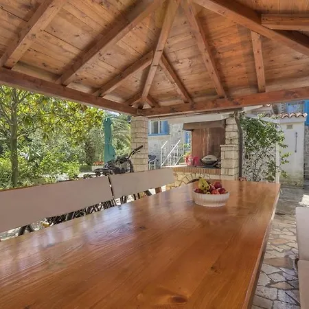 Holiday home Delfina *