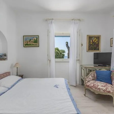 Delfina Holiday home *