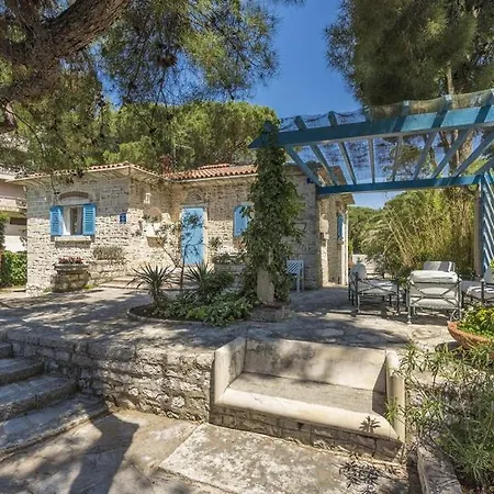 Delfina Holiday home